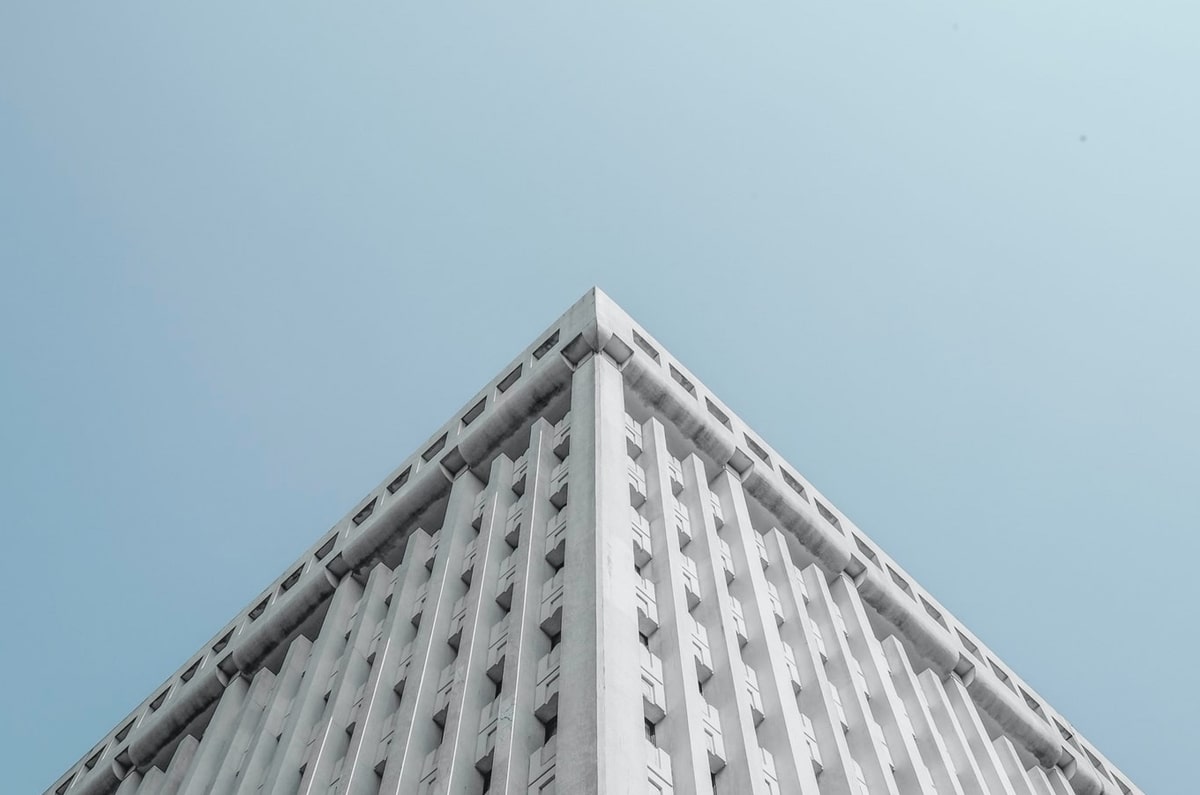 意甲：米兰财务报表公开，若不是赖因德斯高价转会曼城，俱乐部不可能盈利